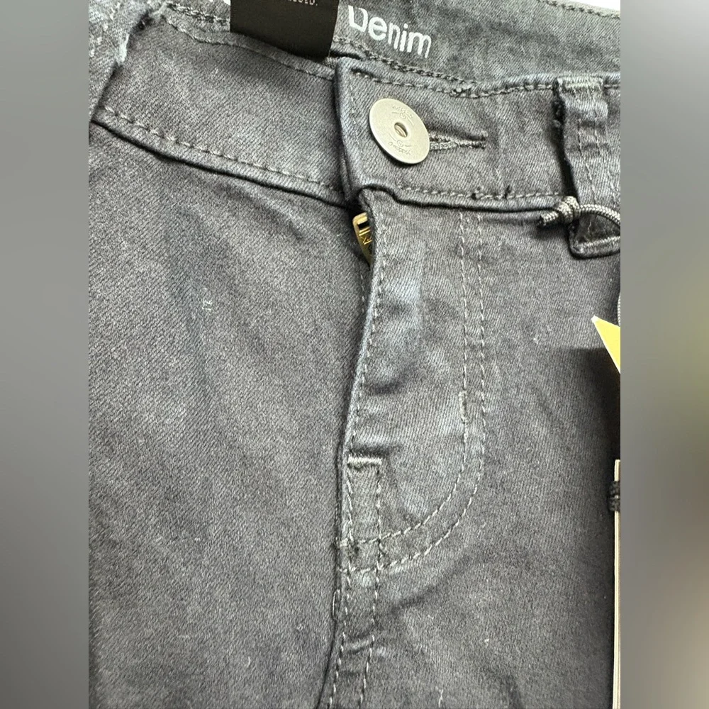 Mossimo supply co Y2K Black Flare Jeans - Picture 6 of 15